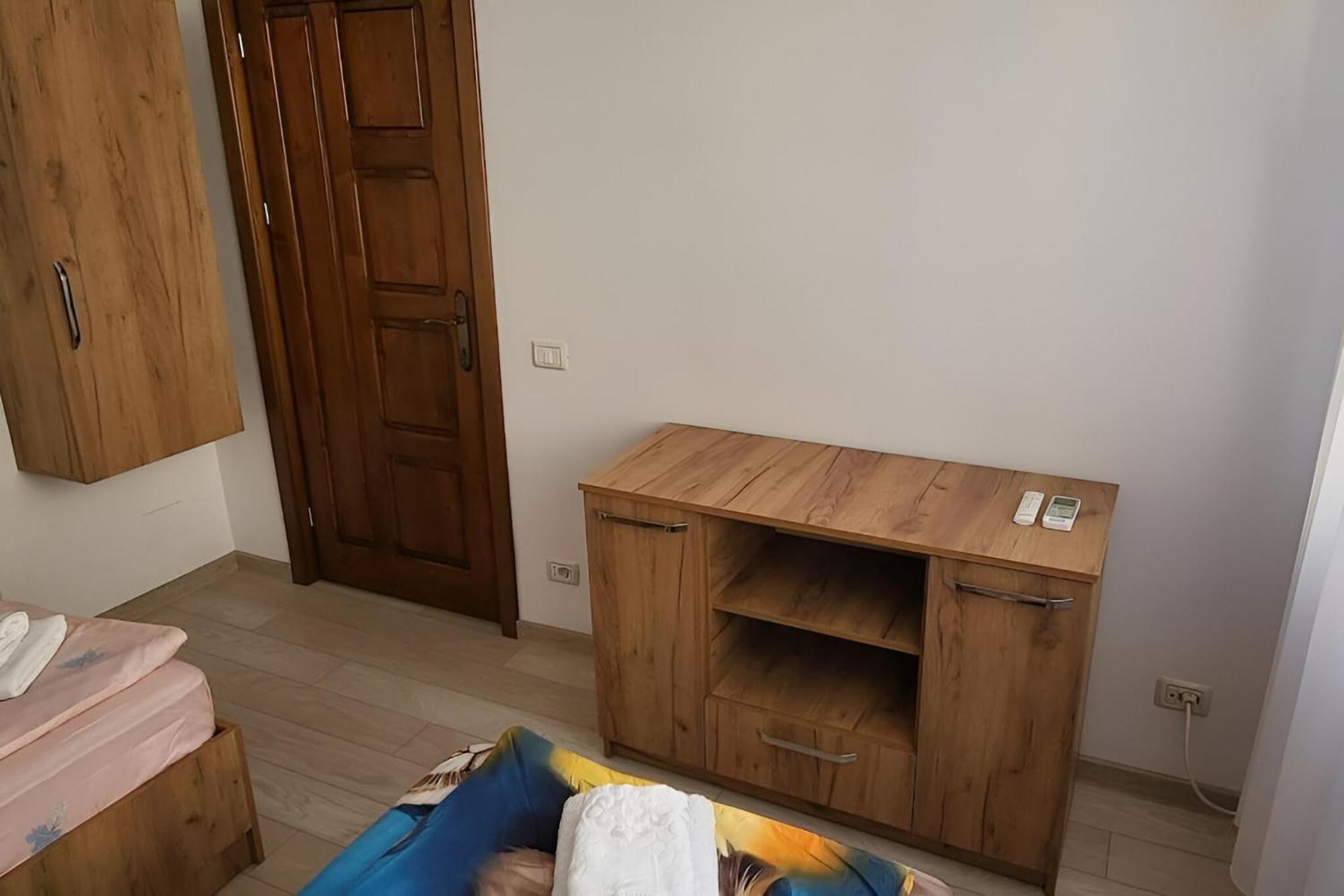 Apartament 2 Camere Piatra Neamţ エクステリア 写真